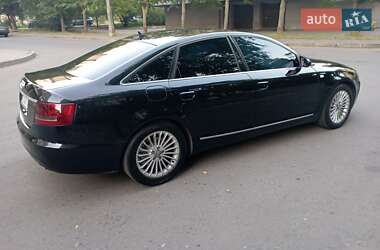 Седан Audi A6 2004 в 