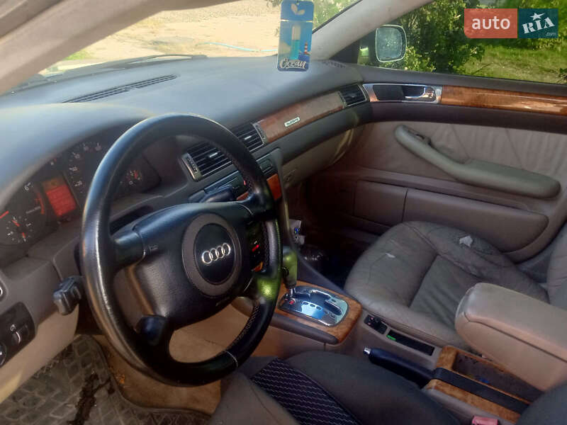 Седан Audi A6 1998 в Косові