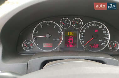 Седан Audi A6 2002 в 