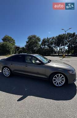 Седан Audi A6 2013 в 
