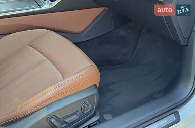 Седан Audi A6 2019 в 