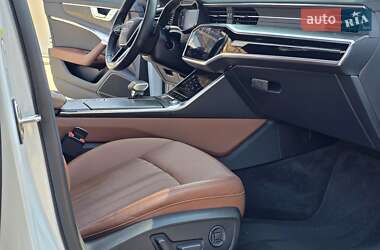 Седан Audi A6 2019 в 