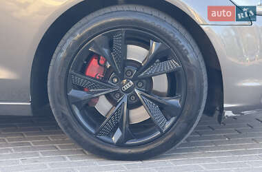 Универсал Audi A6 2013 в 