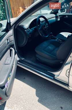 Седан Audi A6 2001 в Запорожье