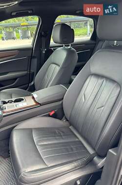 Седан Audi A6 2019 в 