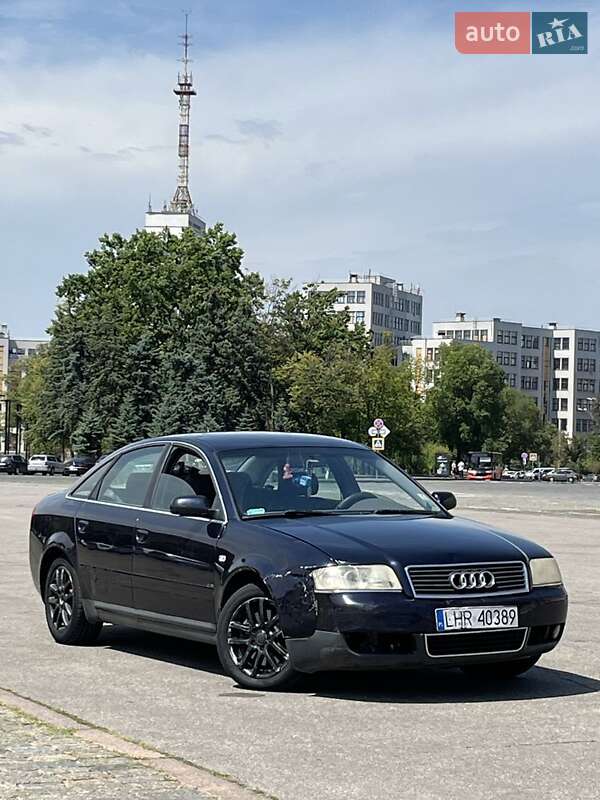 Седан Audi A6 2001 в 