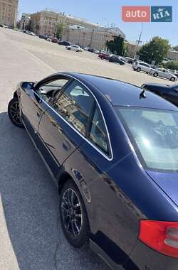 Седан Audi A6 2001 в 