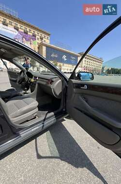 Седан Audi A6 2001 в 