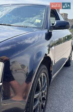Седан Audi A6 2001 в 