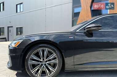 Седан Audi A6 2019 в 