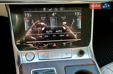 Седан Audi A6 2019 в 