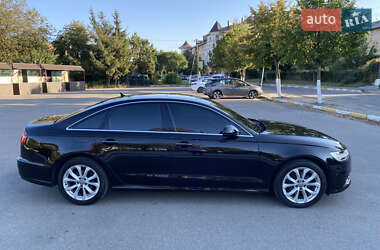 Седан Audi A6 2015 в 