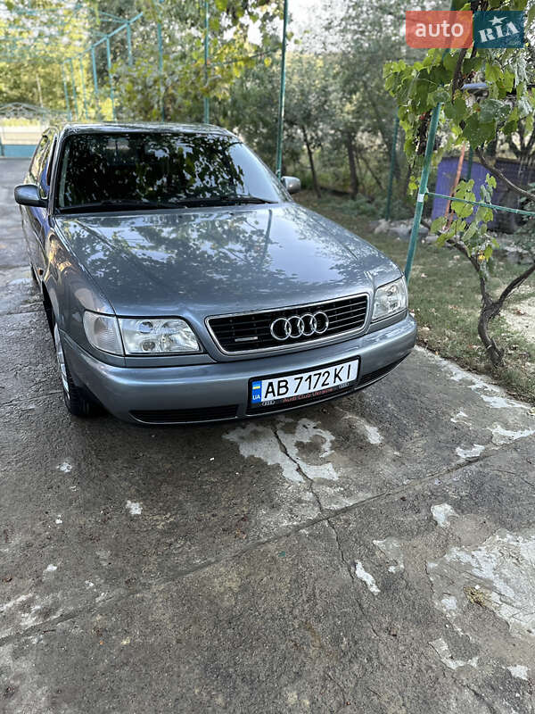 Седан Audi A6 1996 в Тульчині