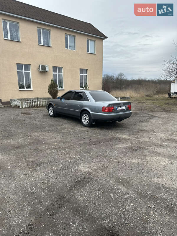Седан Audi A6 1996 в Тульчині