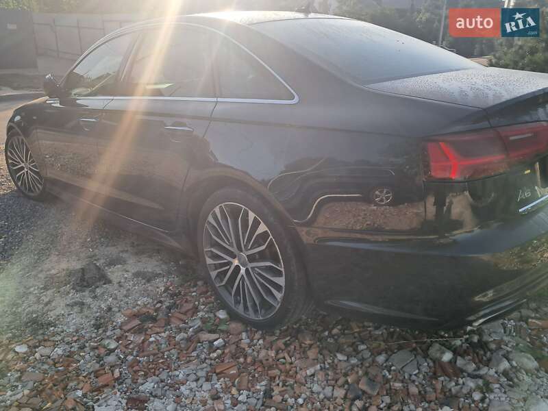 Седан Audi A6 2015 в Львове