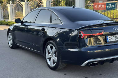Седан Audi A6 2012 в 