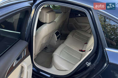 Седан Audi A6 2012 в 