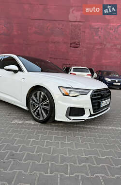 Седан Audi A6 2019 в 