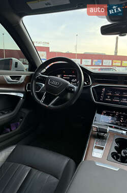 Седан Audi A6 2019 в 