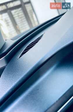 Седан Audi A6 2011 в 