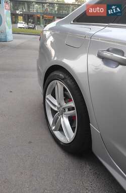 Седан Audi A6 2016 в 