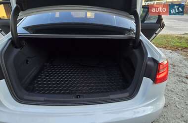 Седан Audi A6 2014 в 