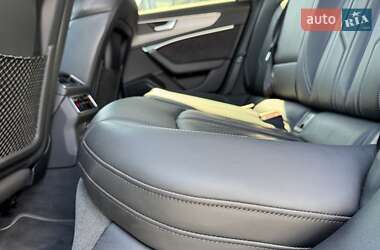 Универсал Audi A6 2018 в 