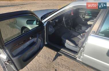 Седан Audi A6 1995 в 