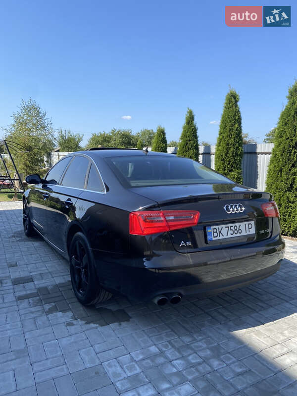 Седан Audi A6 2014 в Киеве