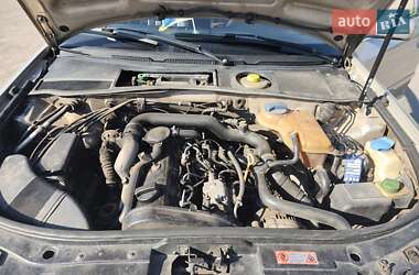 Седан Audi A6 1998 в 