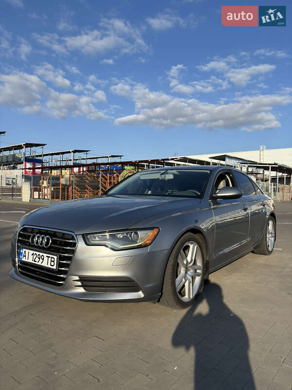 Седан Audi A6 2013 в 