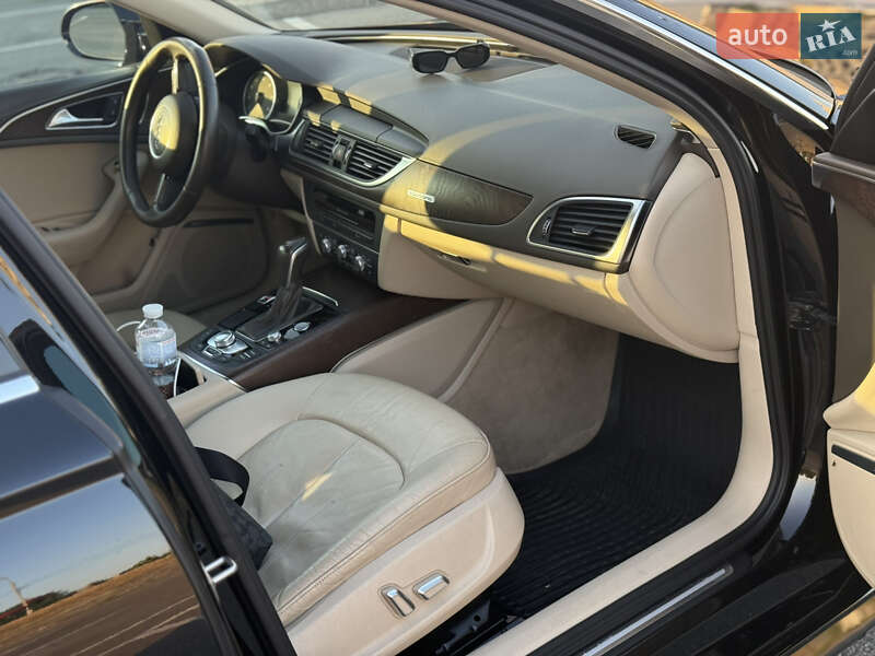 Седан Audi A6 2015 в Киеве