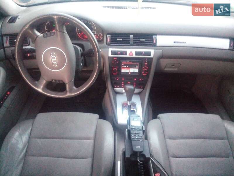 Универсал Audi A6 2001 в Решетиловке