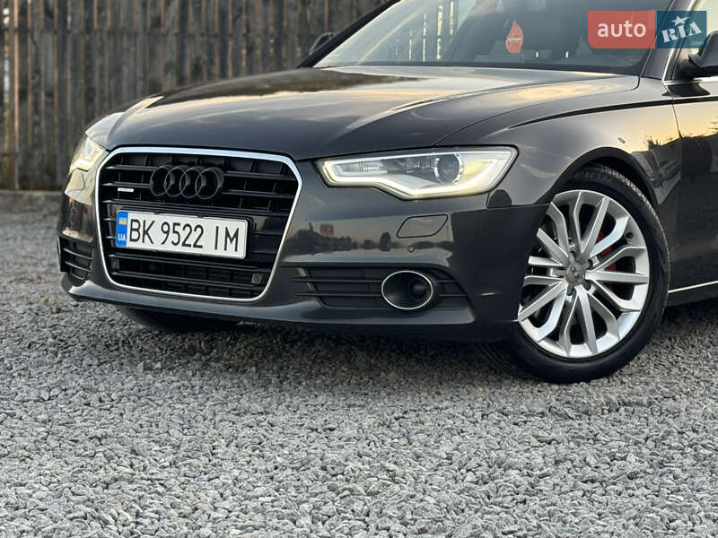Седан Audi A6 2011 в Сарнах