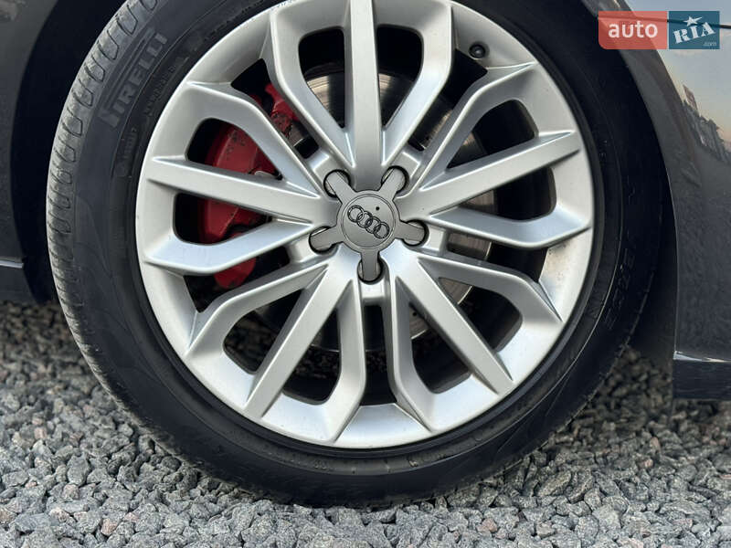 Седан Audi A6 2011 в Сарнах