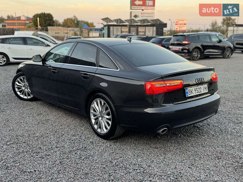 Седан Audi A6 2011 в Сарнах