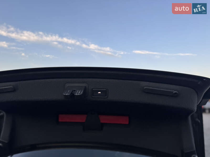 Седан Audi A6 2011 в Сарнах