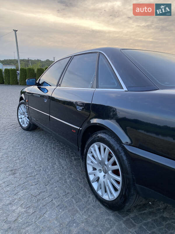 Седан Audi A6 1995 в Львове