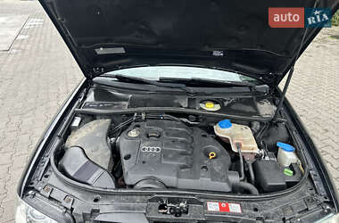 Универсал Audi A6 2003 в 