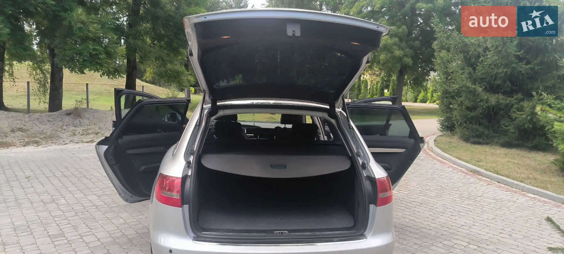 2010 Audi A6 - мініатюра 29