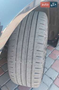 Седан Audi A6 2013 в 