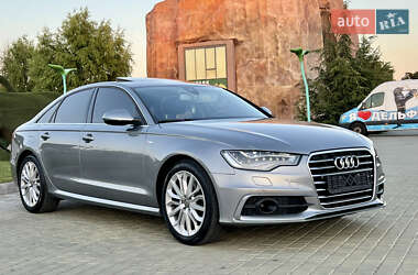 Седан Audi A6 2015 в 
