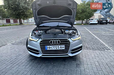 Седан Audi A6 2015 в 