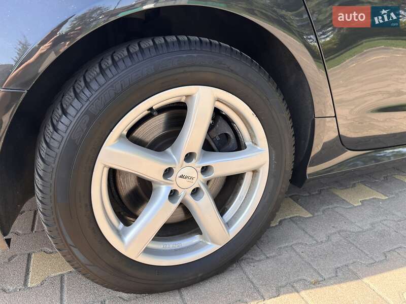 Универсал Audi A6 2015 в Киеве