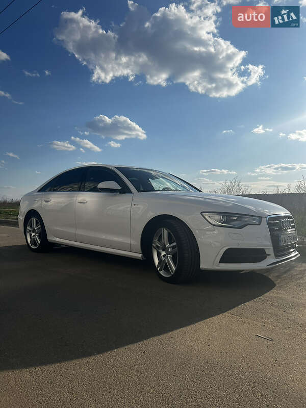 Седан Audi A6 2011 в Киеве