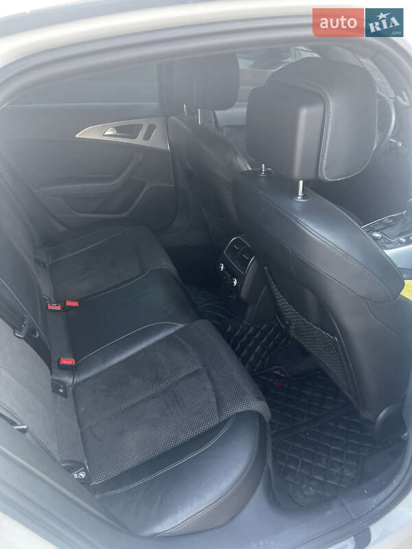 Седан Audi A6 2011 в Киеве