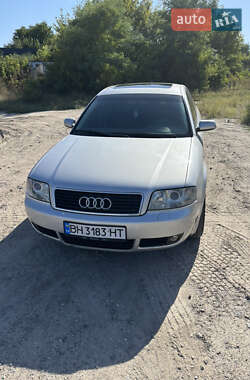 Седан Audi A6 2004 в 