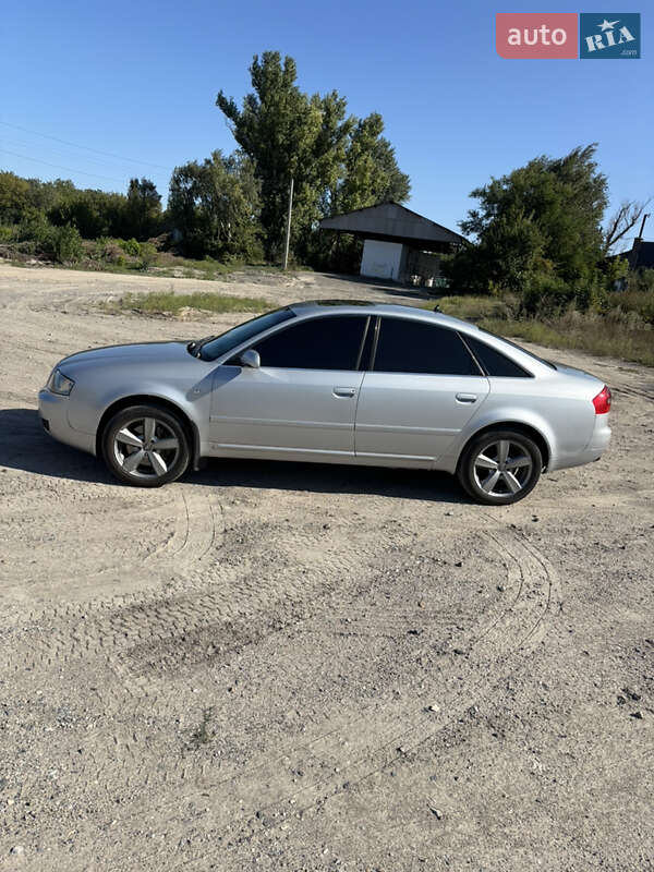 Седан Audi A6 2004 в Смілі