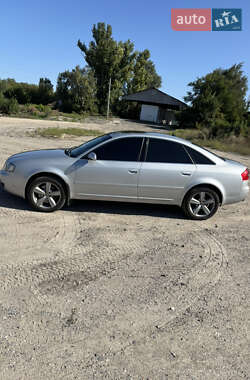Седан Audi A6 2004 в 