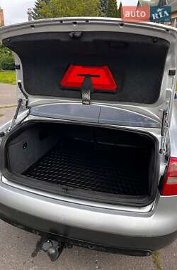 Седан Audi A6 1999 в 